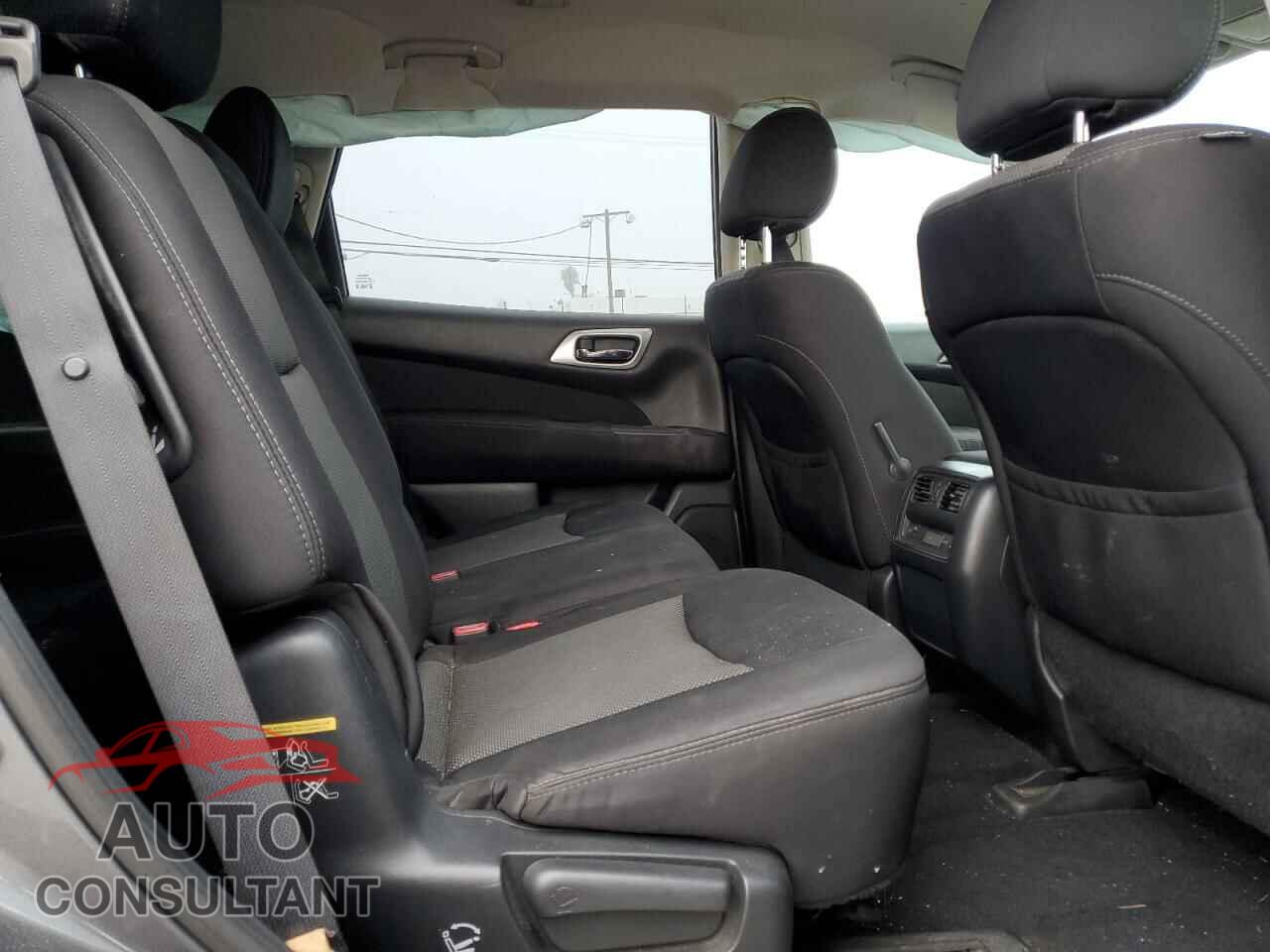 NISSAN PATHFINDER 2017 - 5N1DR2MN9HC602006