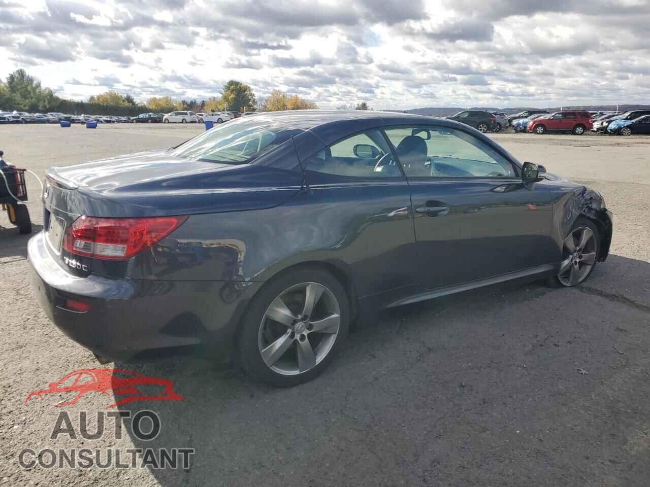 LEXUS IS 2011 - JTHFF2C24B2520189