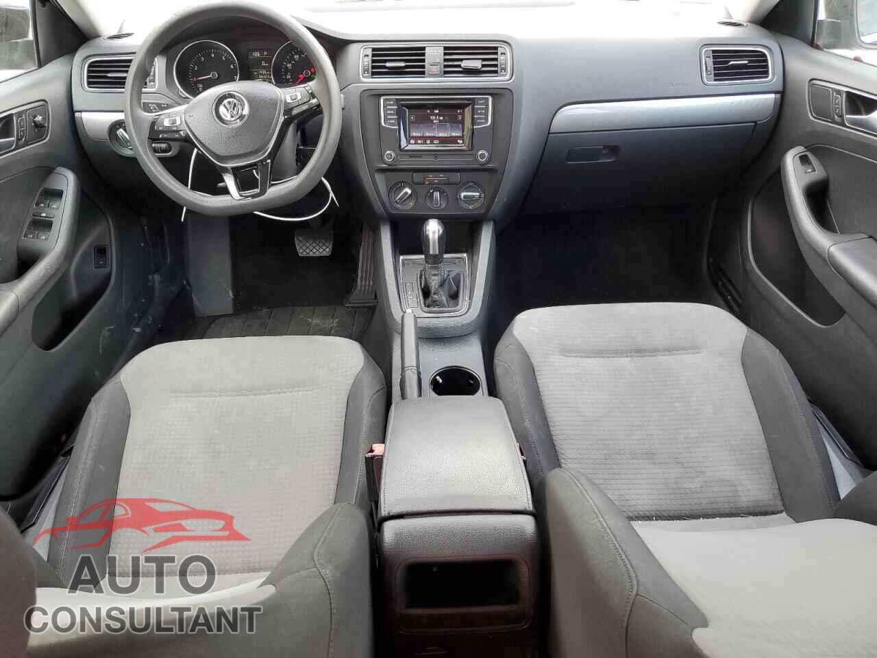 VOLKSWAGEN JETTA 2017 - 3VW2B7AJ6HM405367