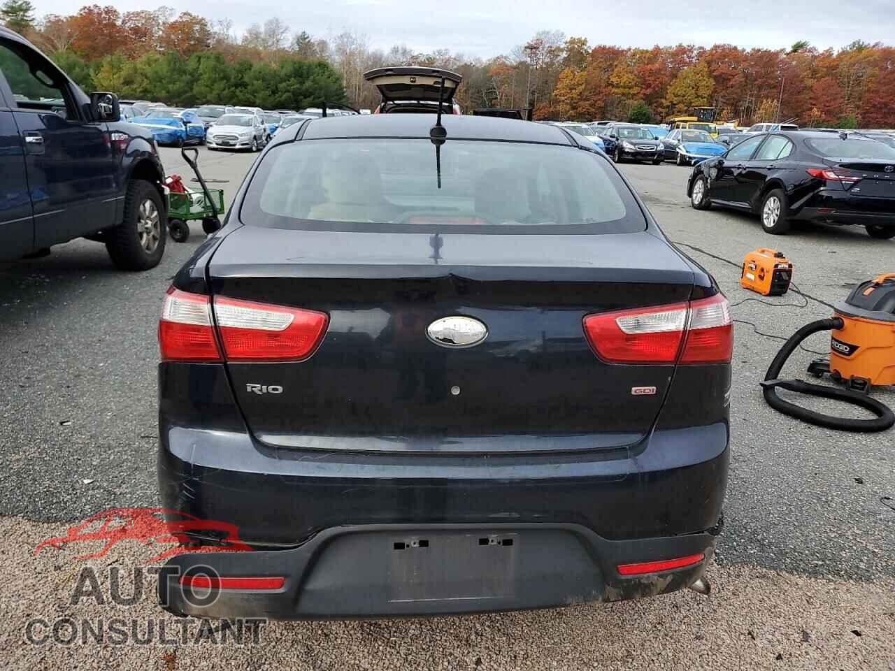 KIA RIO 2013 - KNADM4A33D6305921
