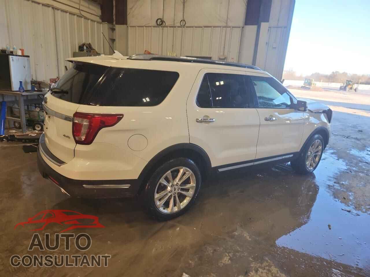 FORD EXPLORER 2018 - 1FM5K8F8XJGB98229