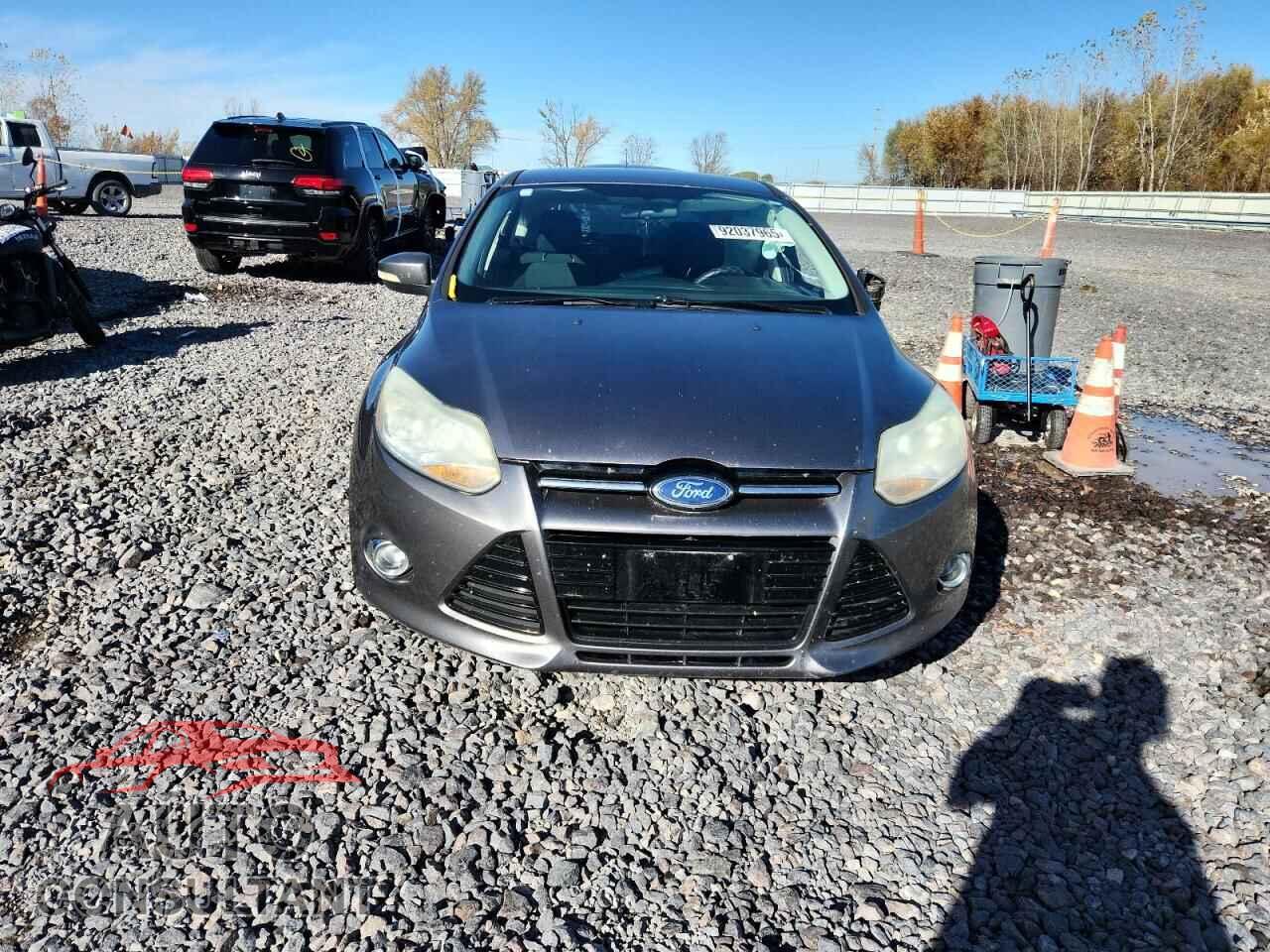 FORD FOCUS 2012 - 1FAHP3M28CL105647