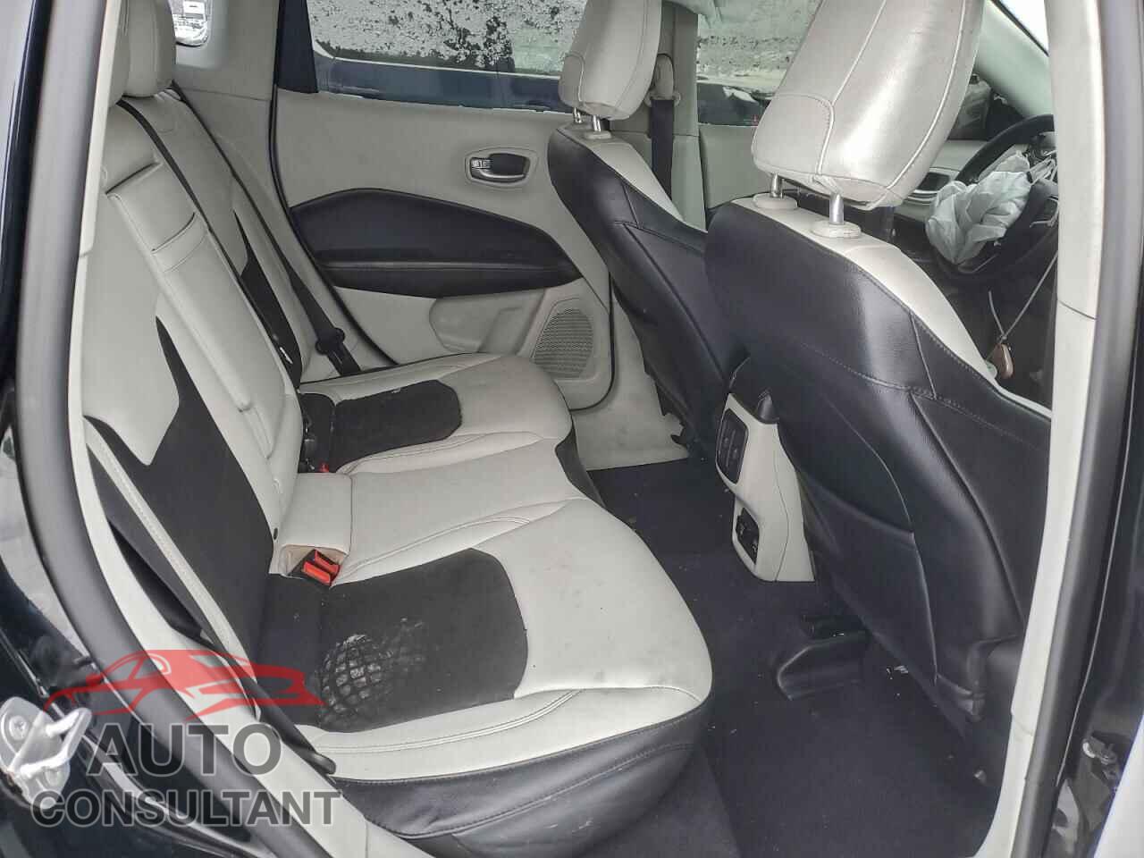 JEEP COMPASS 2017 - 3C4NJDBB0HT651247