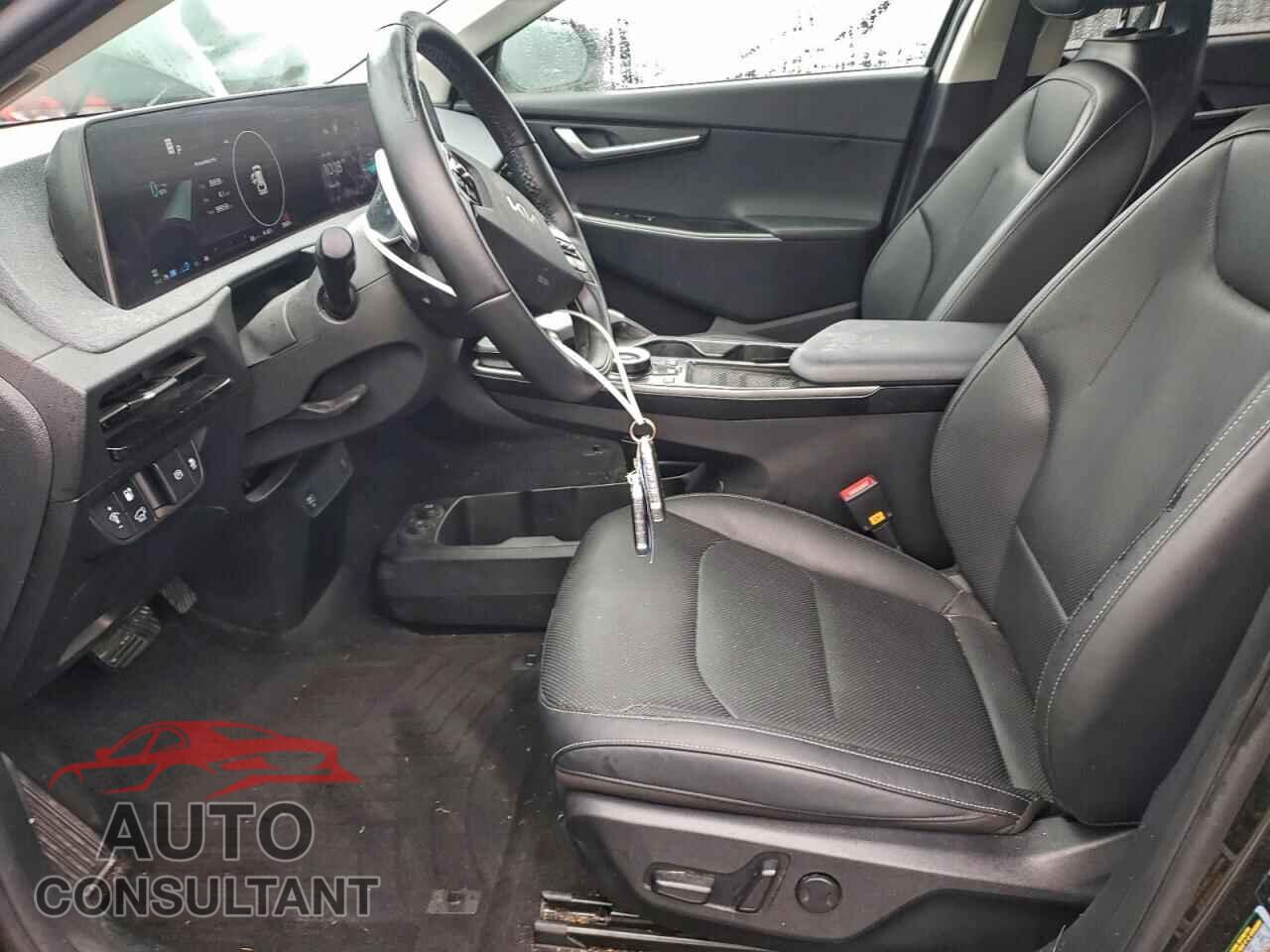 KIA EV6 LIGHT 2022 - KNDC3DLC8N5069952