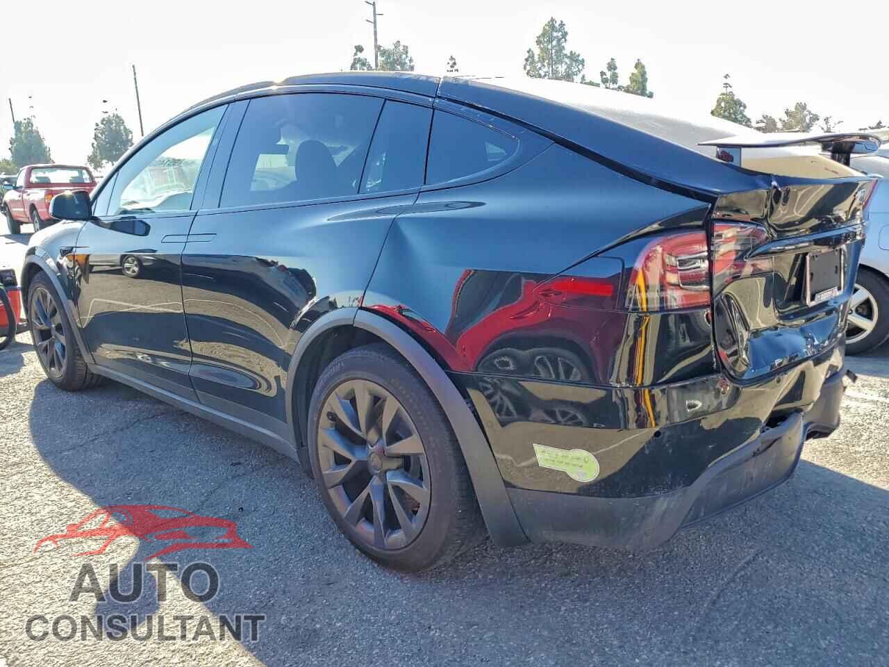 TESLA MODEL X 2023 - 7SAXCBE54PF377841