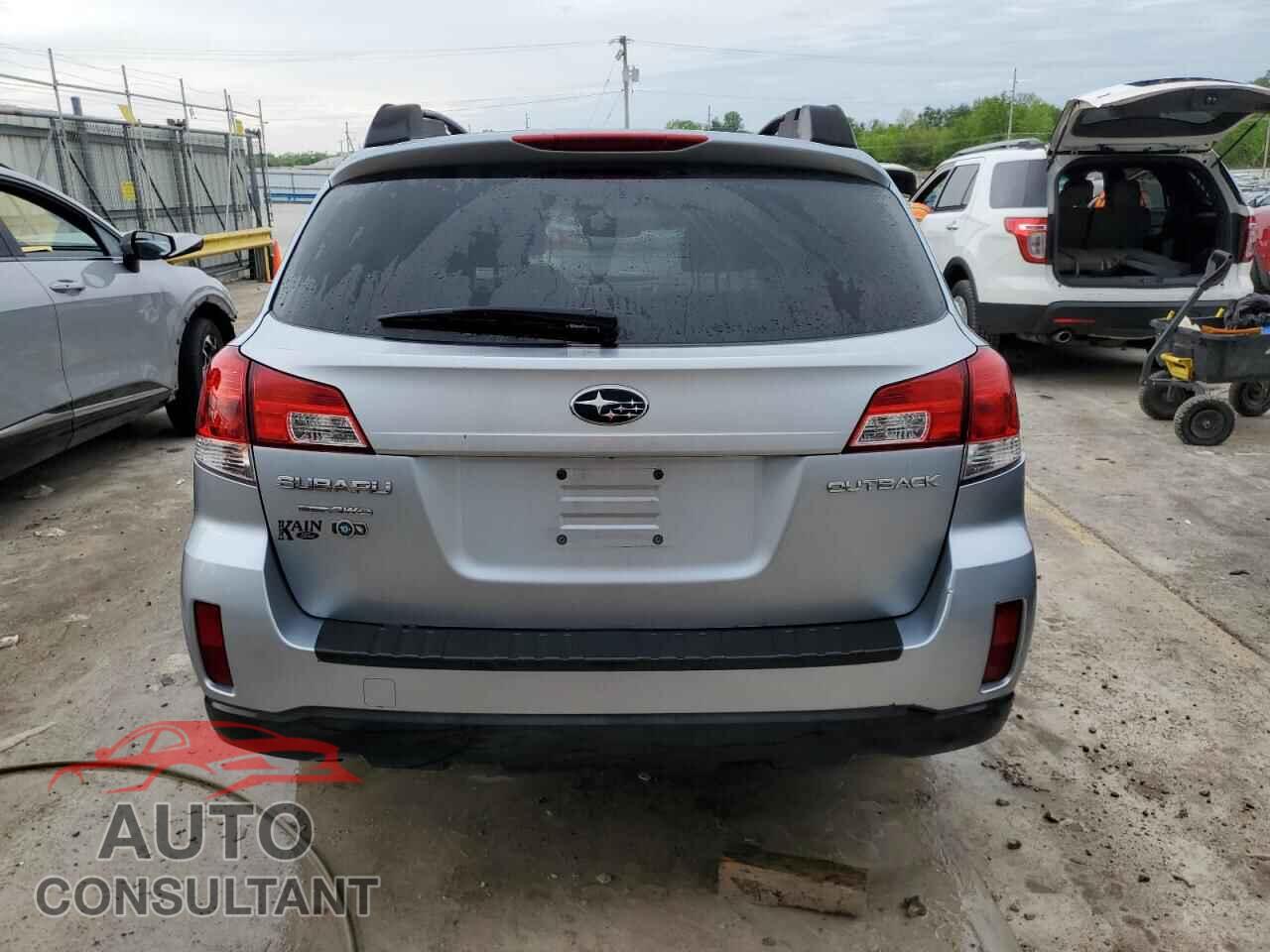 SUBARU OUTBACK 2013 - 4S4BRCCC8D3272172