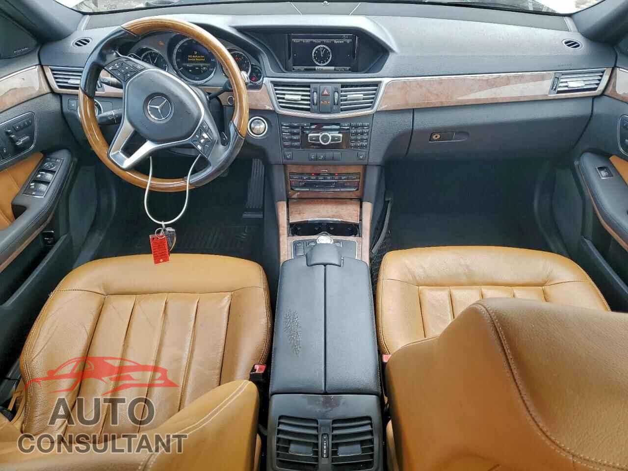 MERCEDES-BENZ E-CLASS 2013 - WDDHF5KB2DA698257