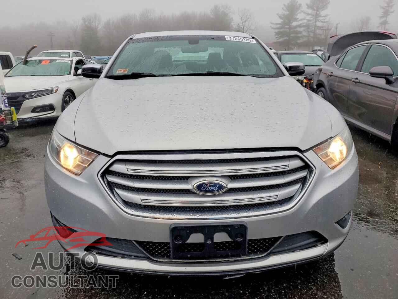 FORD TAURUS 2014 - 1FAHP2F82EG158237