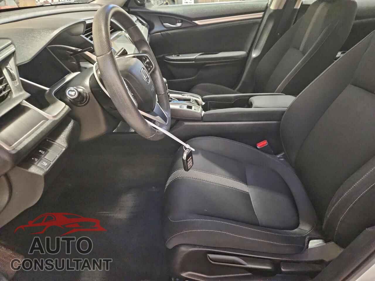 HONDA CIVIC 2017 - 2HGFC2F83HH030337