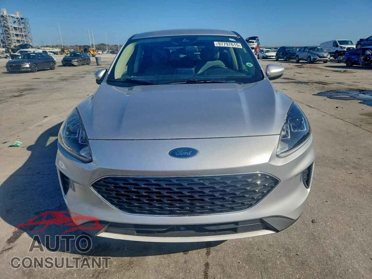 FORD ESCAPE 2020 - 1FMCU0G64LUA39467