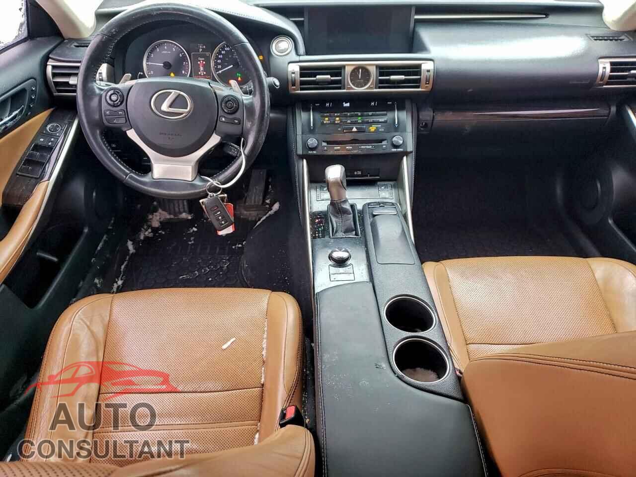 LEXUS IS 2014 - JTHCE1D29E5000491