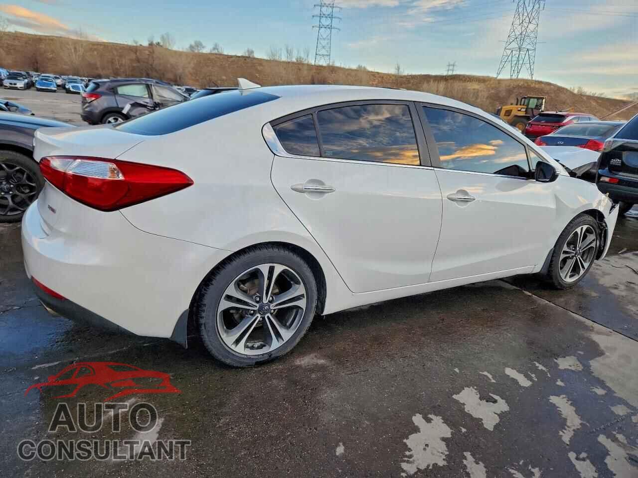KIA FORTE 2014 - KNAFZ4A88E5079680