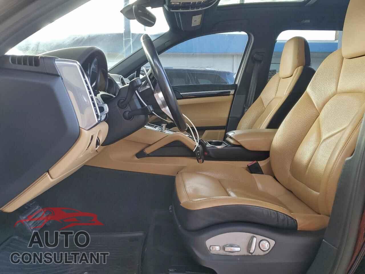 PORSCHE CAYENNE 2016 - WP1AA2A27GKA36097