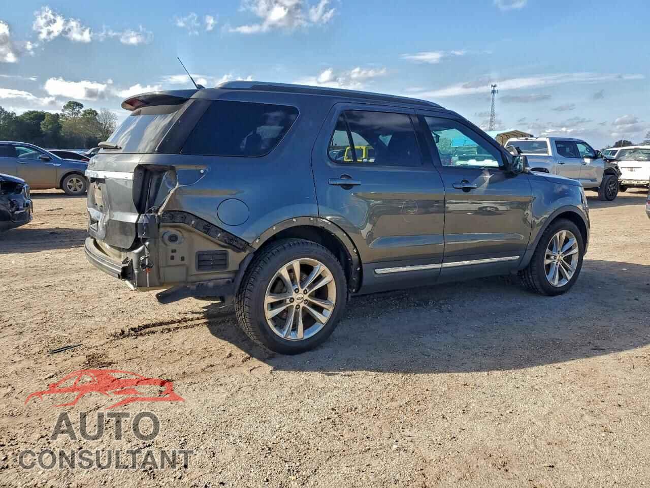 FORD EXPLORER 2018 - 1FM5K7D80JGB04291