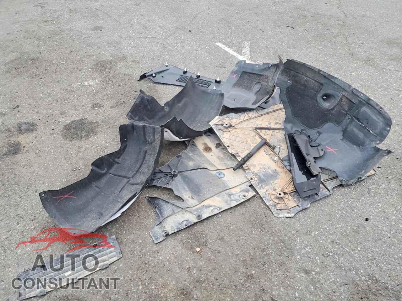 TESLA MODEL 3 2025 - 5YJ3E1EA1SF019313