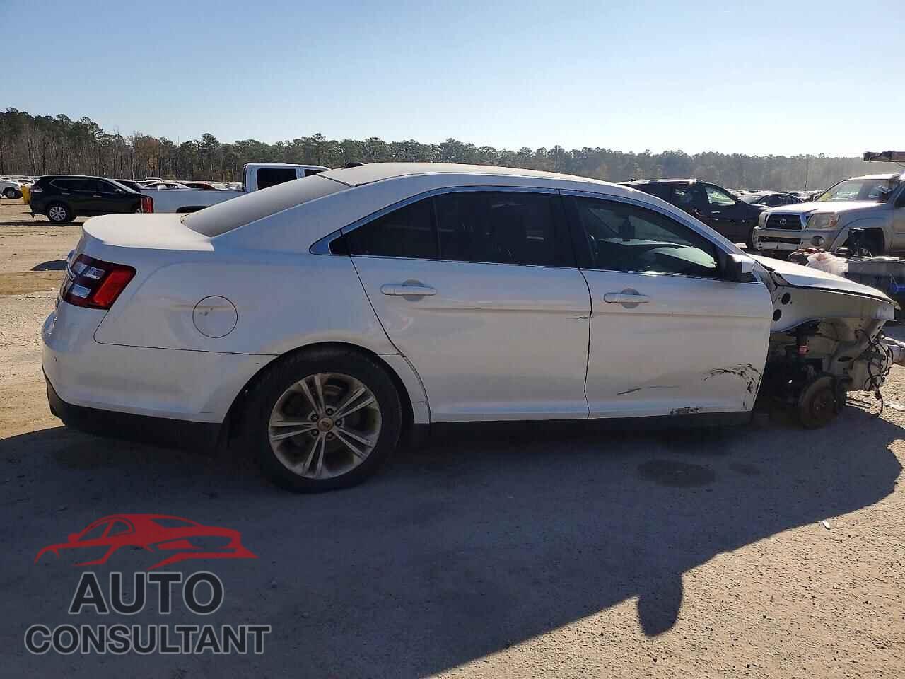 FORD TAURUS 2016 - 1FAHP2E83GG129091
