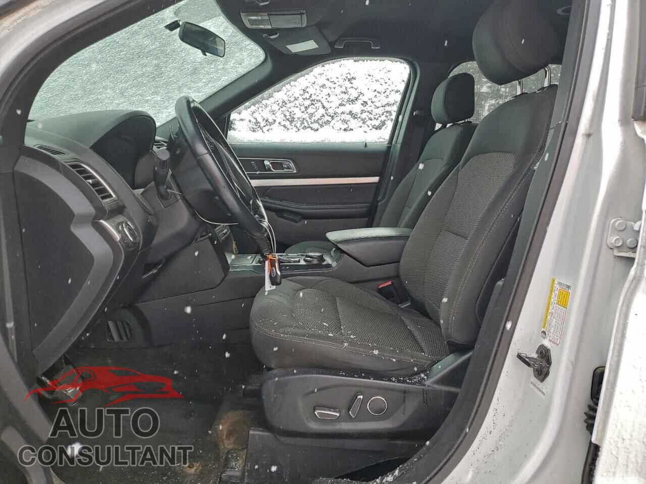 FORD EXPLORER 2017 - 1FM5K8D84HGD44587