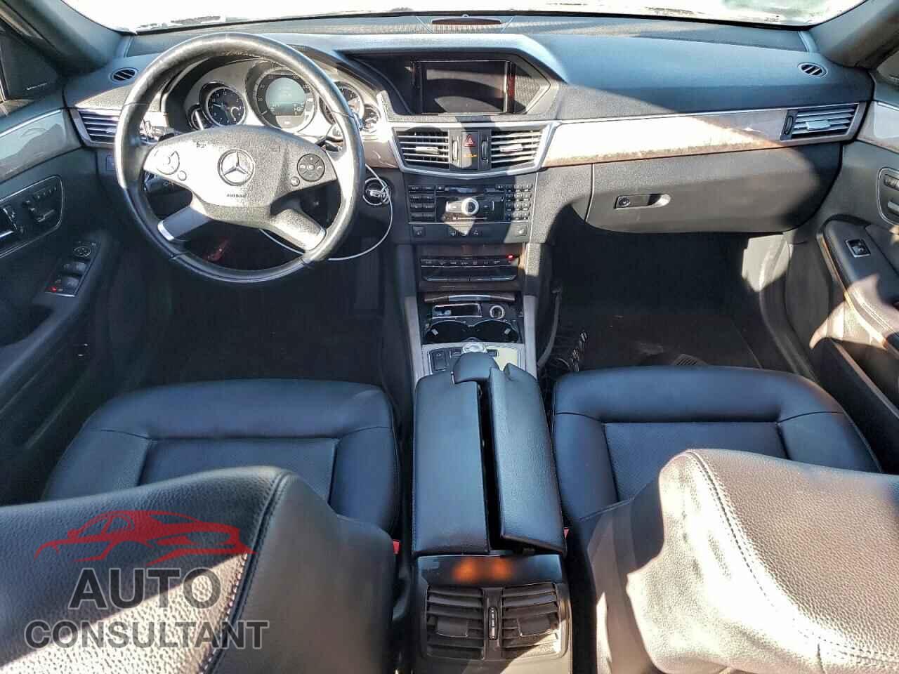 MERCEDES-BENZ E-CLASS 2011 - WDDHF8HB4BA428601