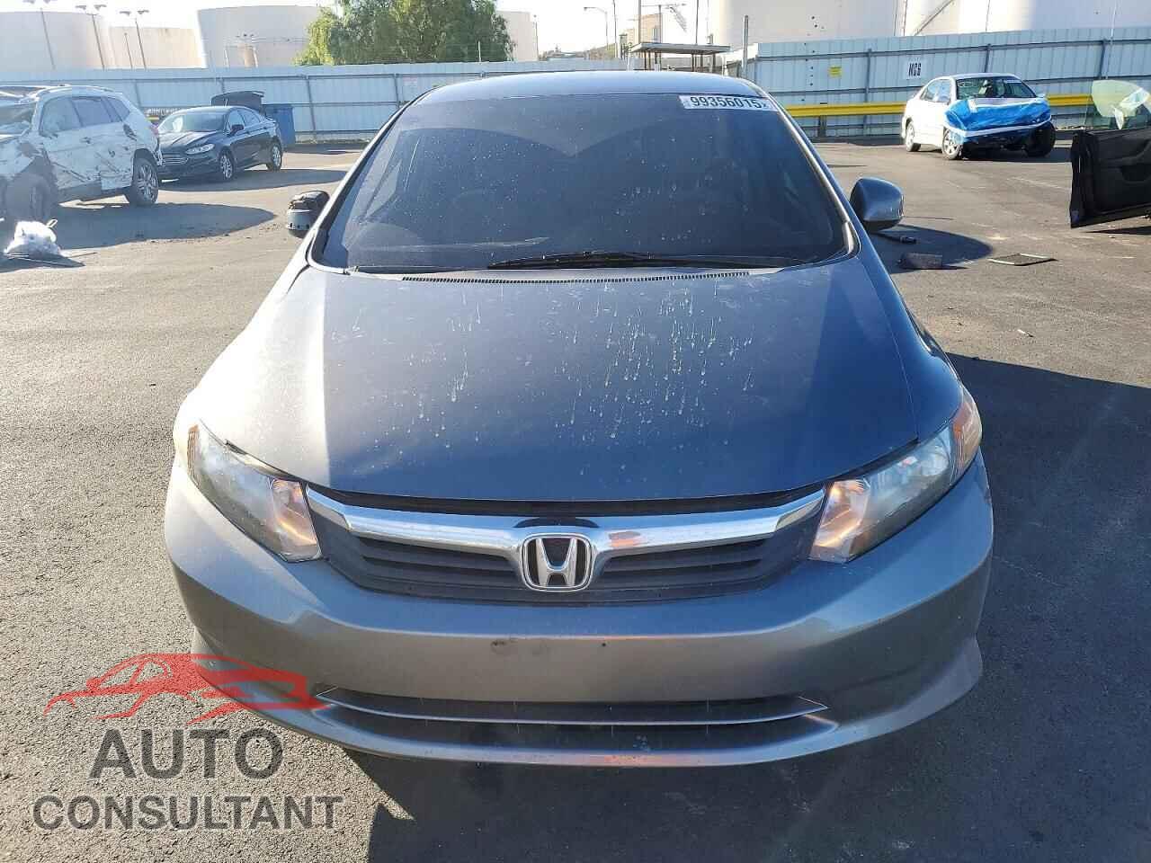 HONDA CIVIC 2012 - 2HGFB2F55CH320936