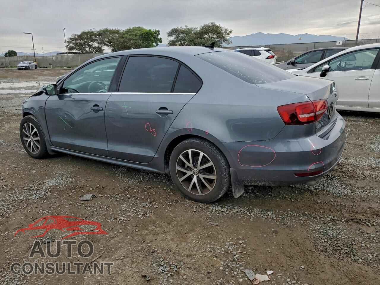 VOLKSWAGEN JETTA 2017 - 3VWDB7AJ7HM325665