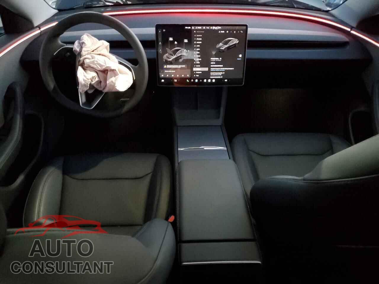 TESLA MODEL 3 2025 - 5YJ3E1EA0SF072245