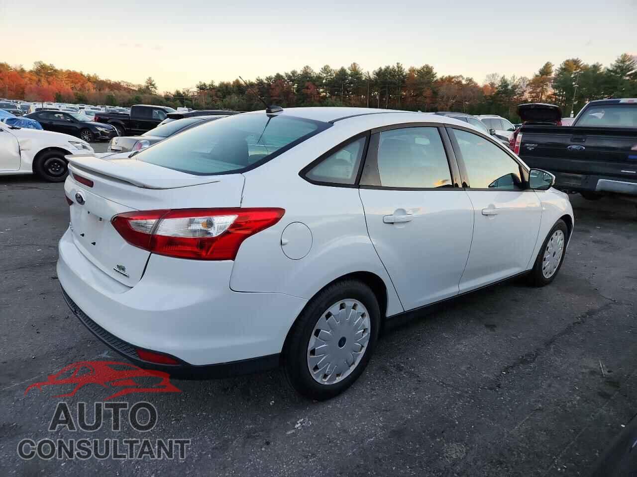 FORD FOCUS 2013 - 1FADP3F29DL215684