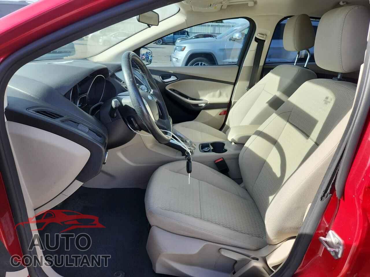 FORD FOCUS 2012 - 1FAHP3H26CL314377