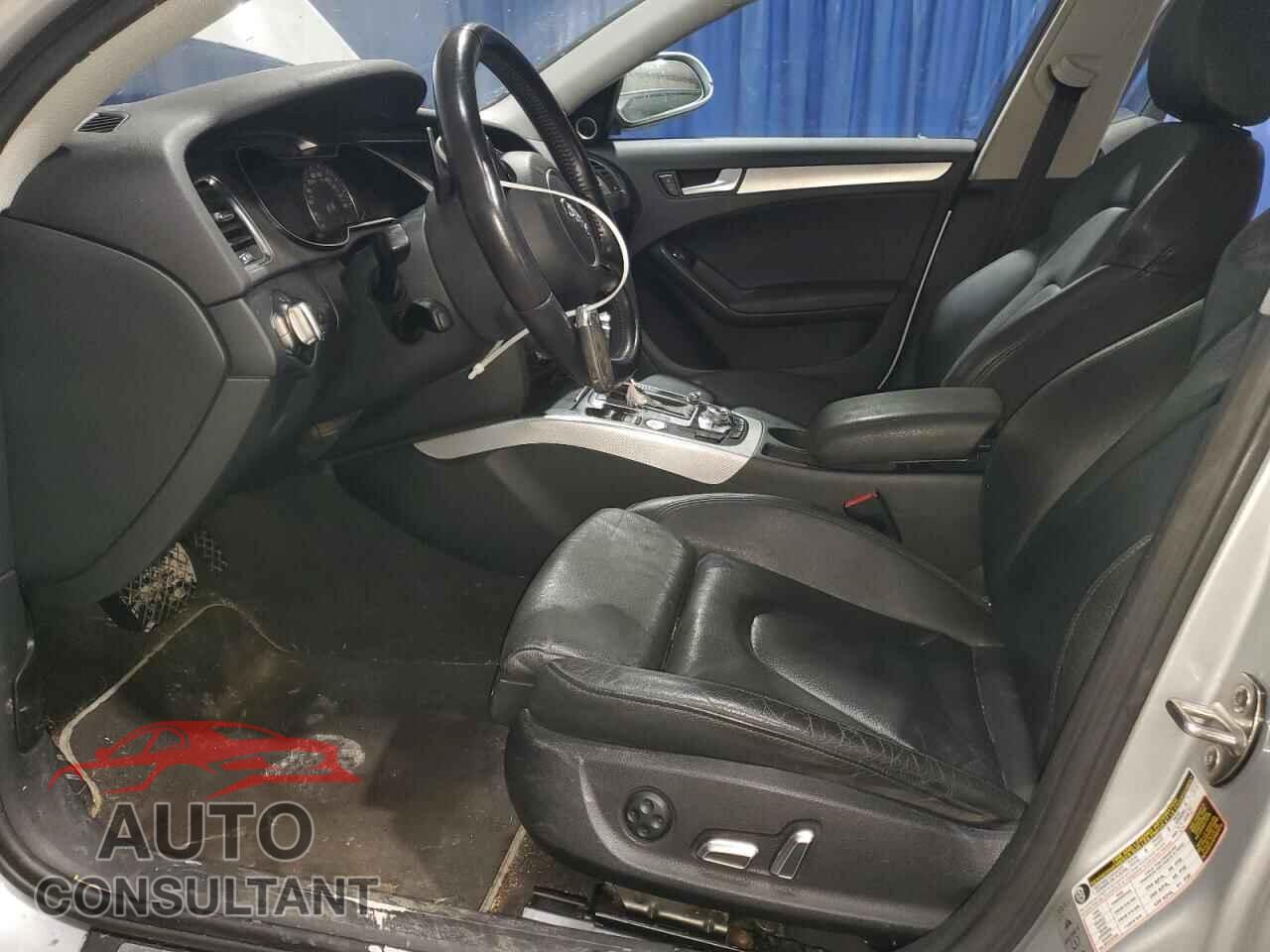 AUDI A4 2013 - WAUFFAFL5DN005393