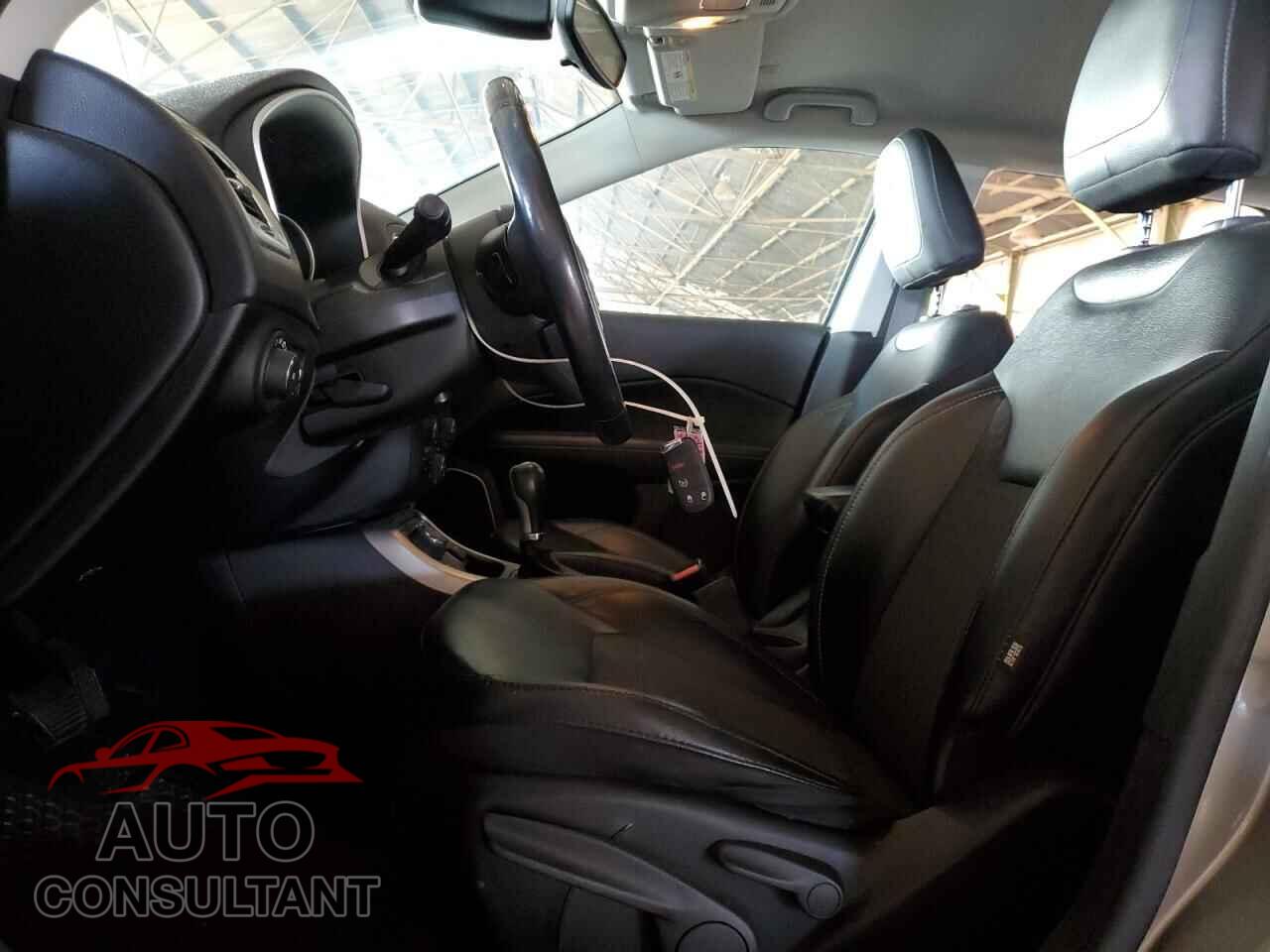 JEEP COMPASS 2020 - 3C4NJDBB6LT139078