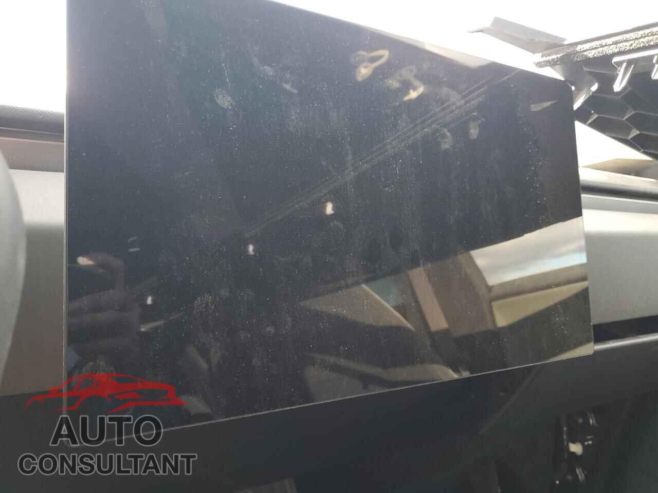 TESLA CYBERTRUCK 2025 - 7G2CEHED6SA067063