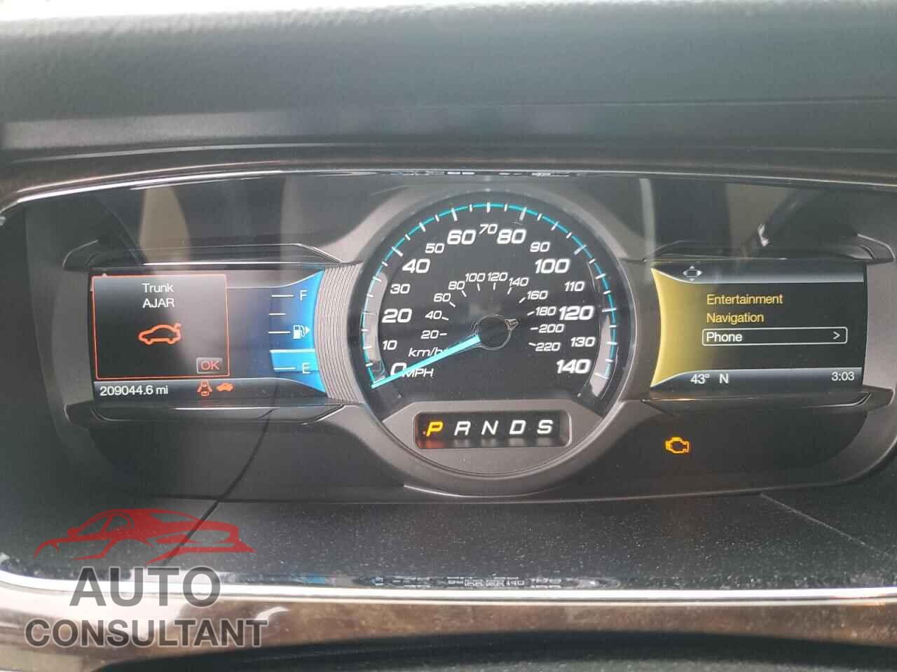 FORD TAURUS 2017 - 1FAHP2F80HG119229