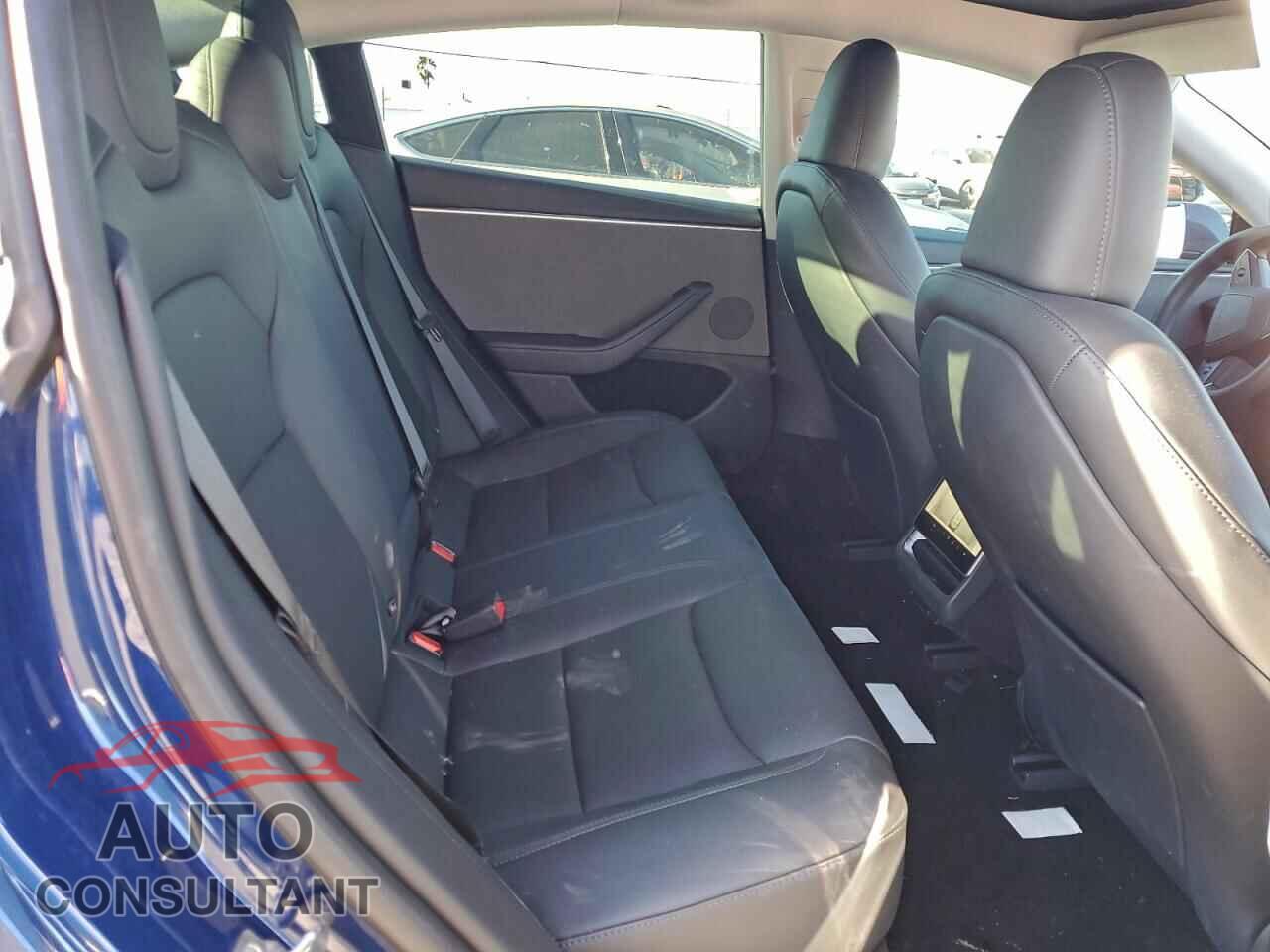 TESLA MODEL 3 2024 - 5YJ3E1EA2RF752691