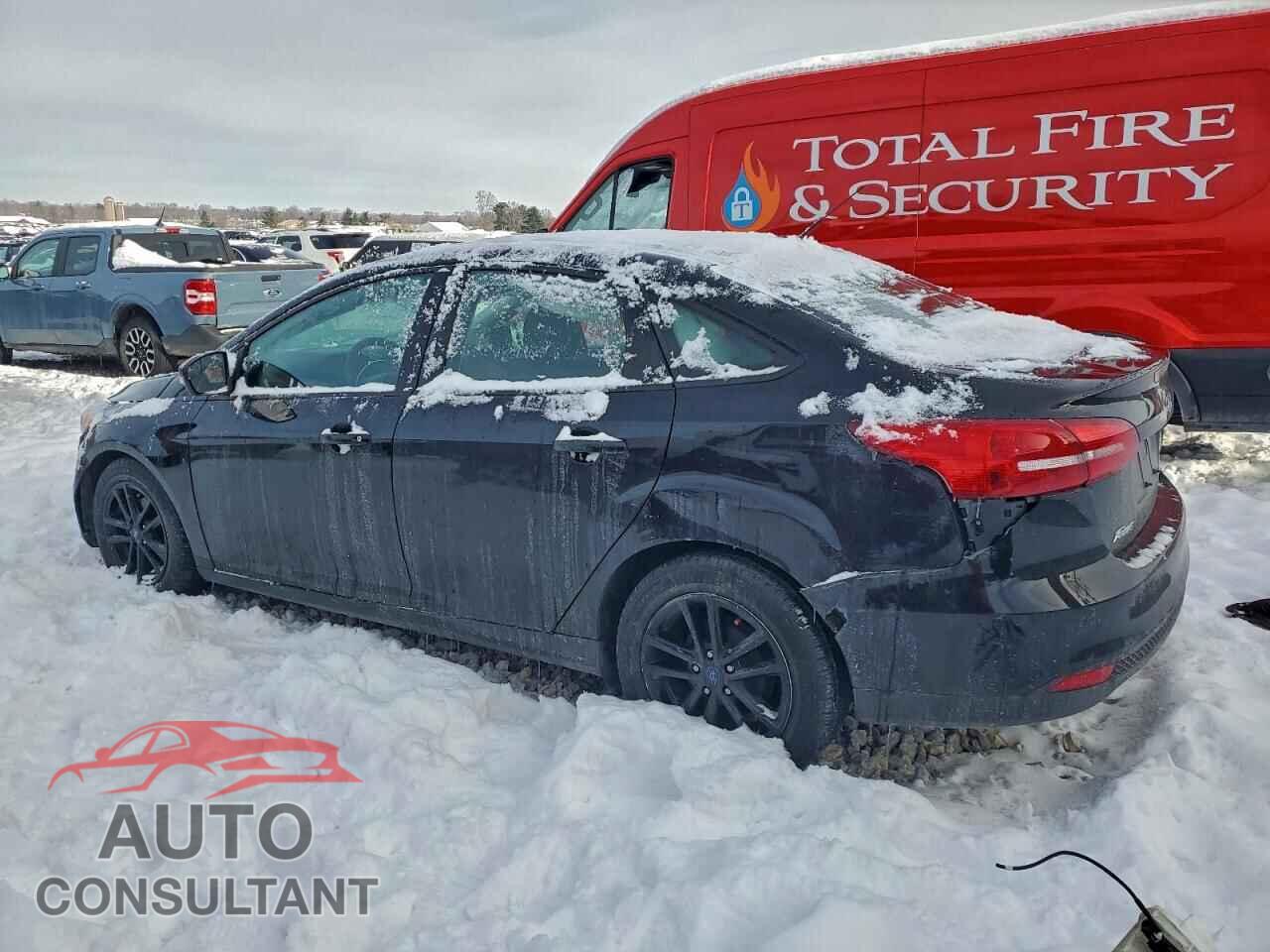 FORD FOCUS 2017 - 1FADP3F27HL205497
