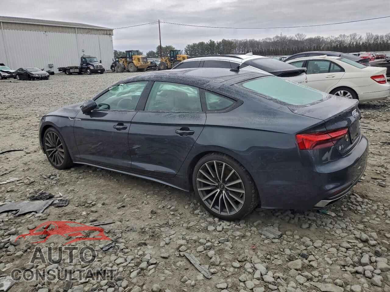AUDI A5 2022 - WAUCBCF52NA006022