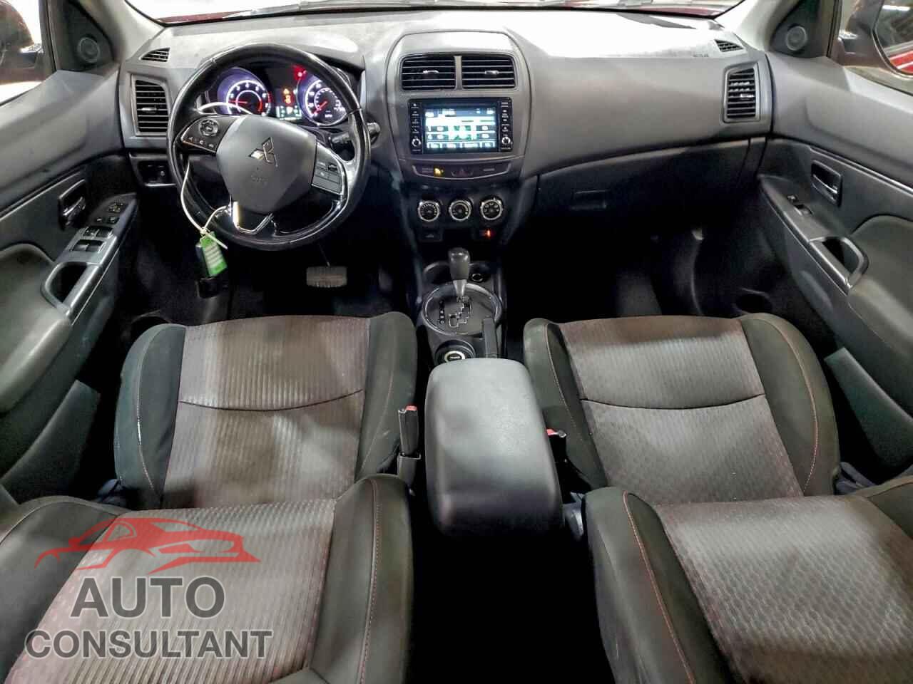 MITSUBISHI OUTLANDER 2017 - JA4AR3AW5HZ032085