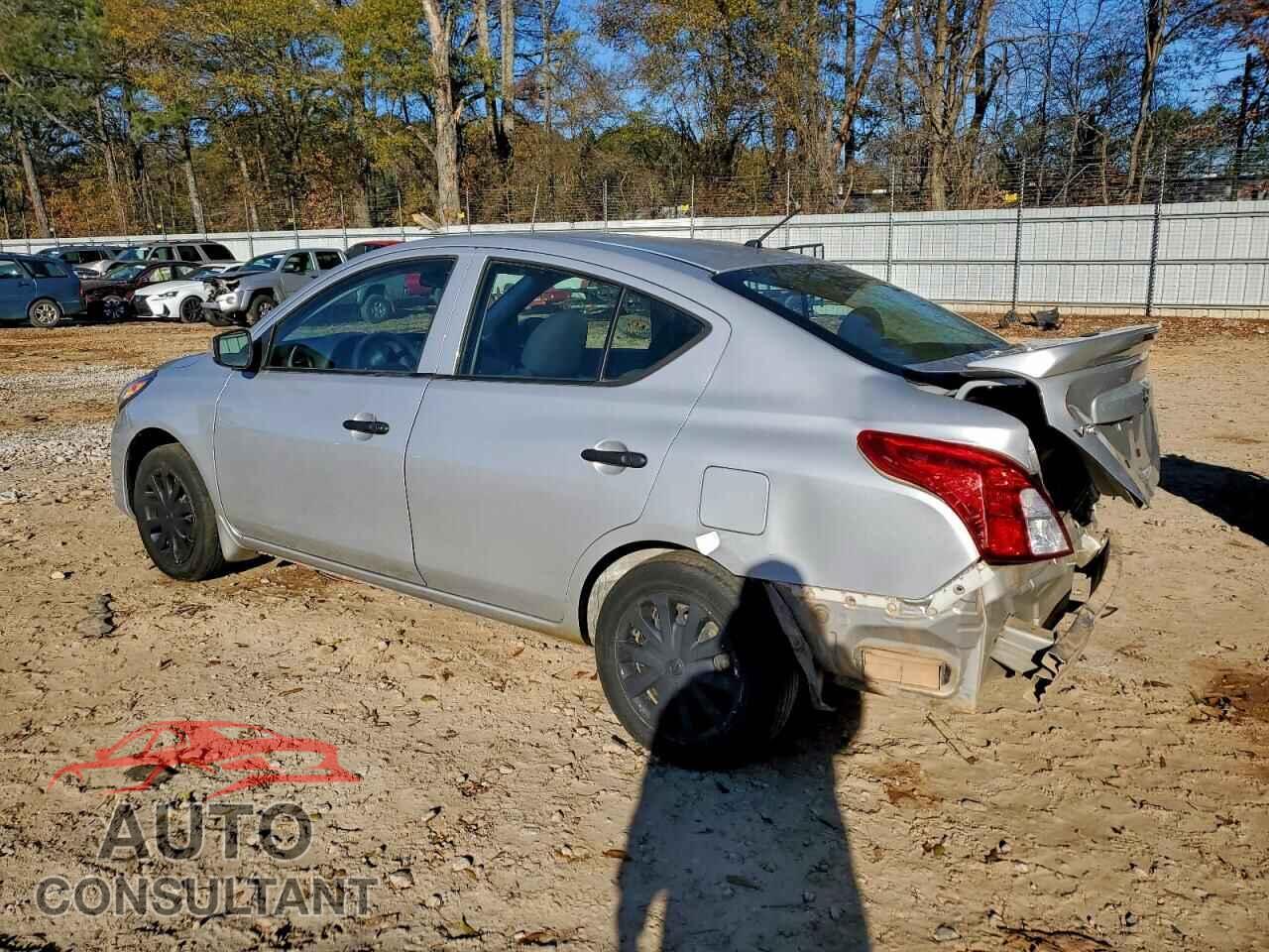 NISSAN VERSA 2019 - 3N1CN7AP3KL871034