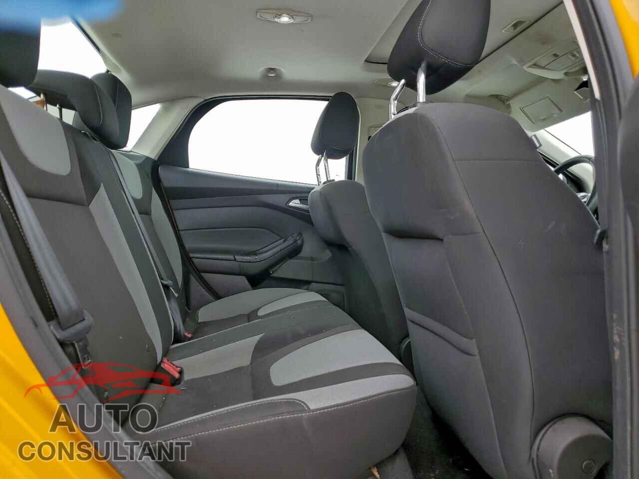 FORD FOCUS 2012 - 1FAHP3F28CL103149