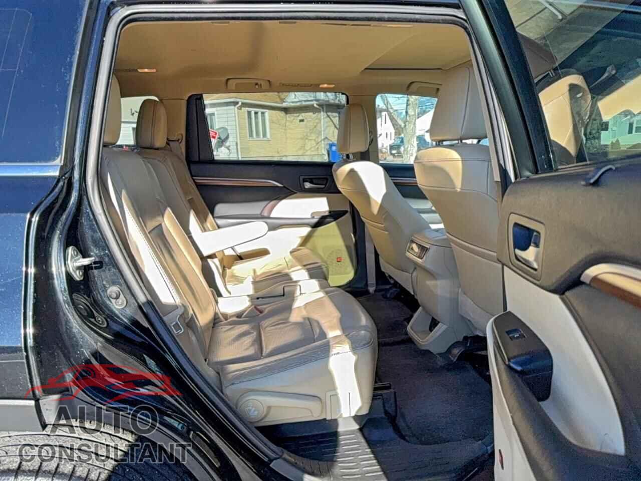 TOYOTA HIGHLANDER 2017 - 5TDDGRFH3HS024686
