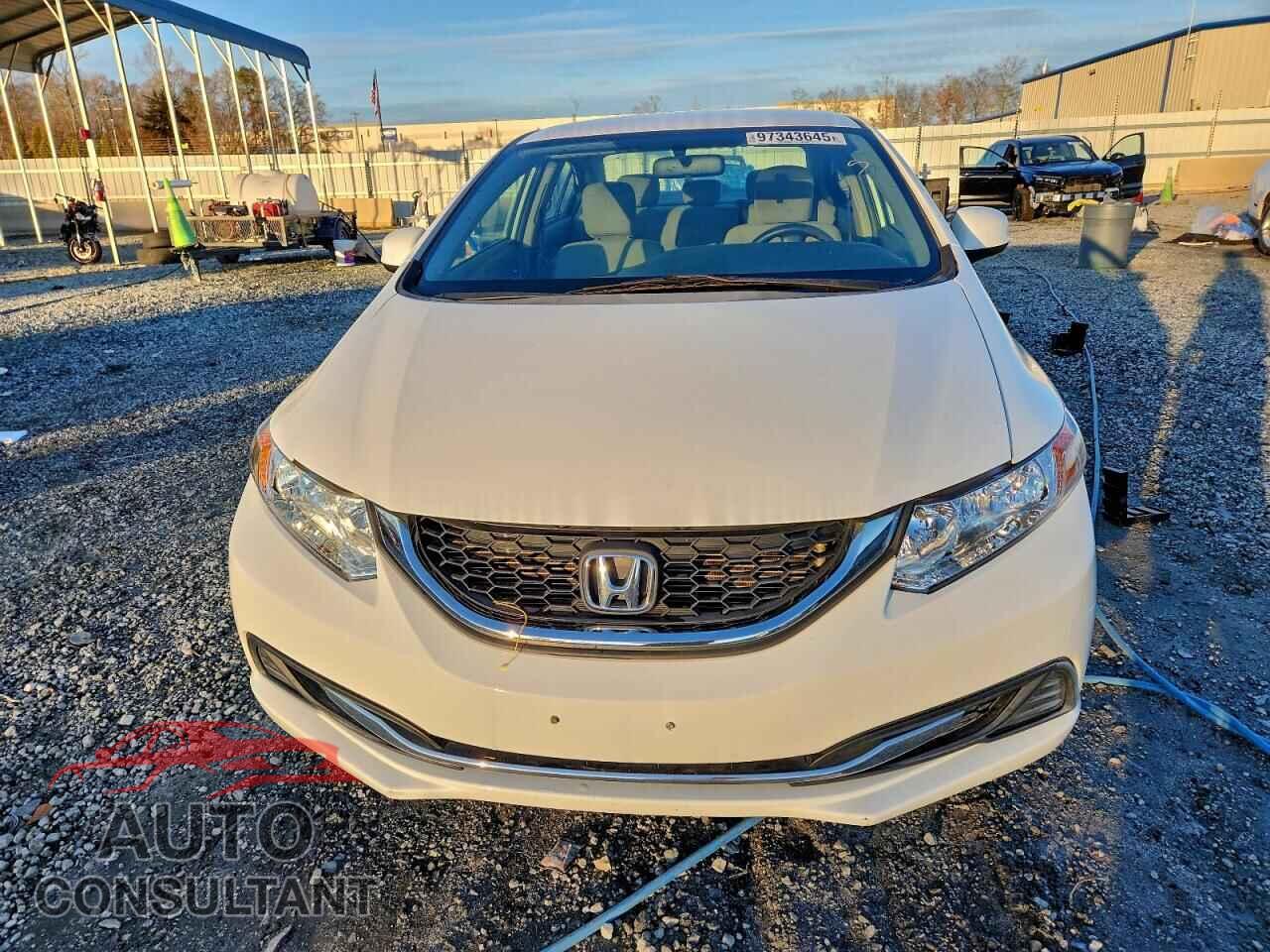 HONDA CIVIC 2013 - 2HGFB2F57DH560846