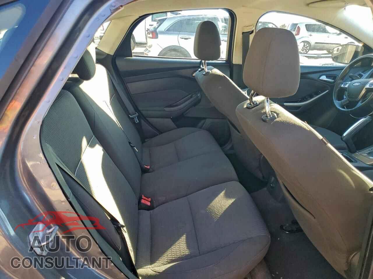 FORD FOCUS 2012 - 1FAHP3H21CL180202