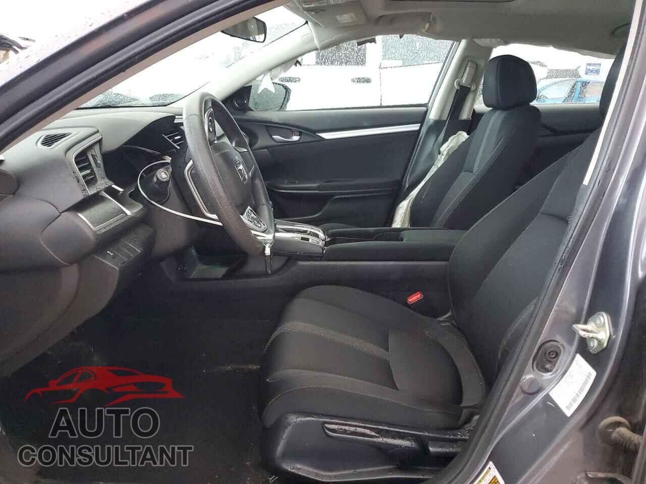 HONDA CIVIC 2018 - 2HGFC2F77JH588172