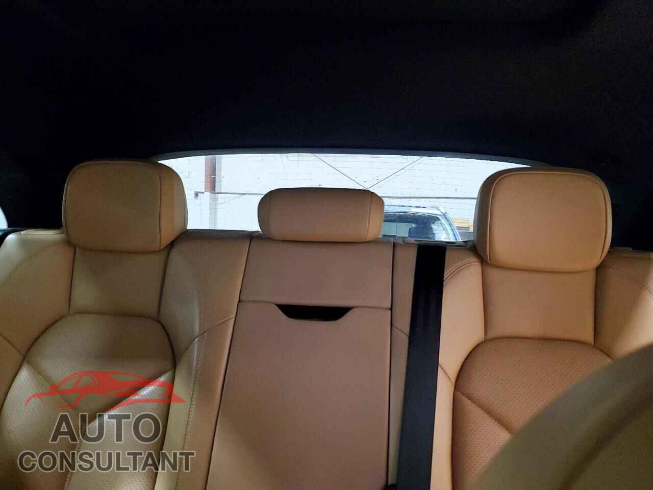 PORSCHE MACAN 2018 - WP1AA2A57JLB04992