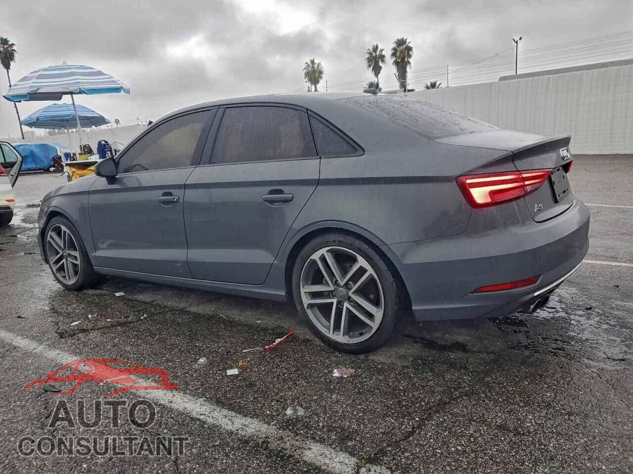 AUDI A3 2017 - WAUAUGFF6H1055844