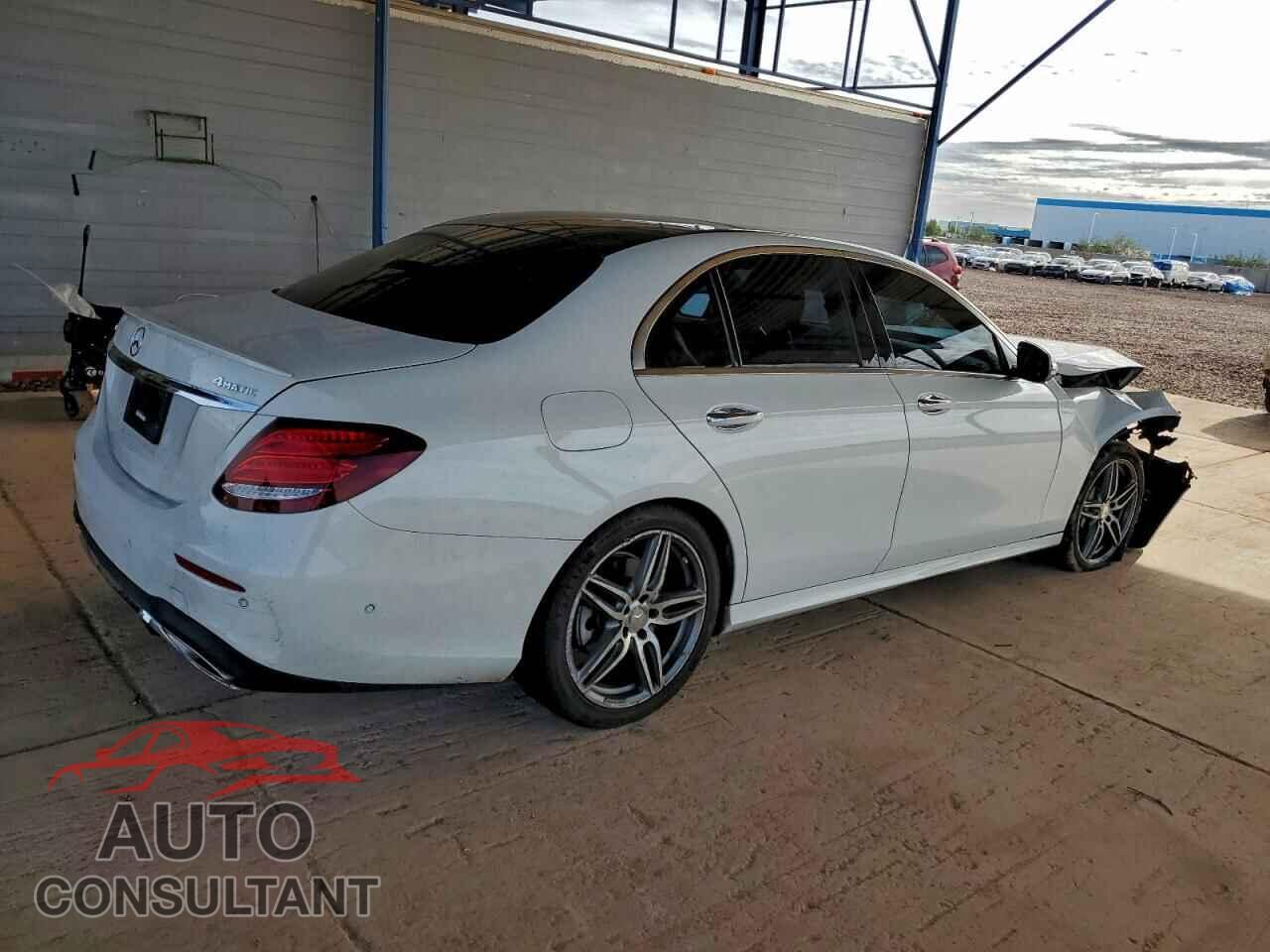 MERCEDES-BENZ E-CLASS 2017 - WDDZF4KB6HA061117