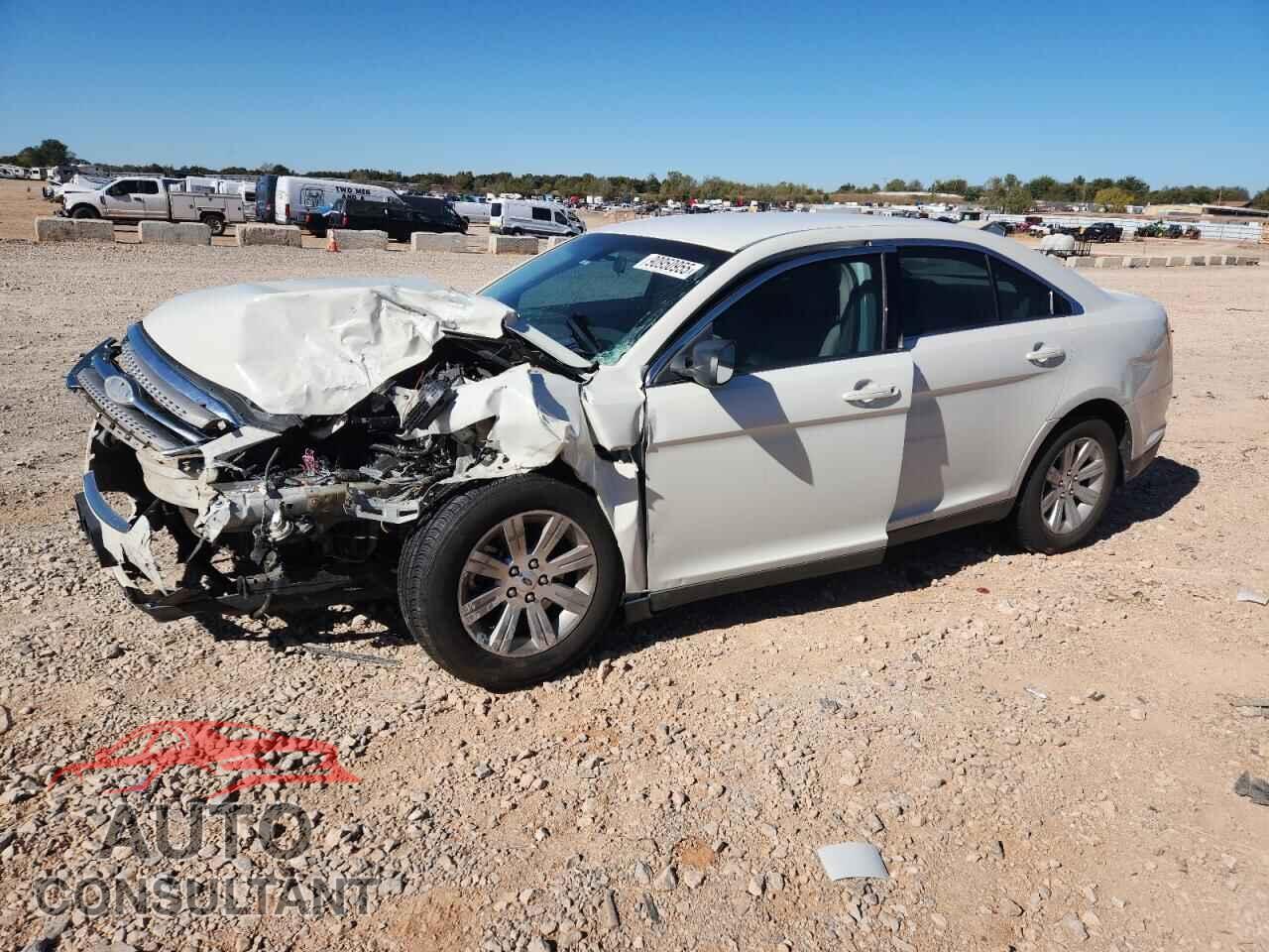 FORD TAURUS 2010 - 1FAHP2DW7AG119896