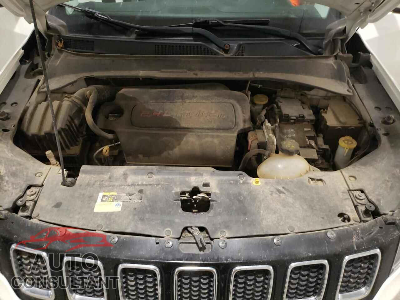 JEEP COMPASS 2018 - 3C4NJDBB2JT501369