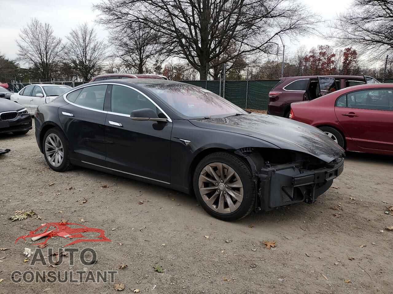 TESLA MODEL S 2017 - 5YJSA1E15HF209440