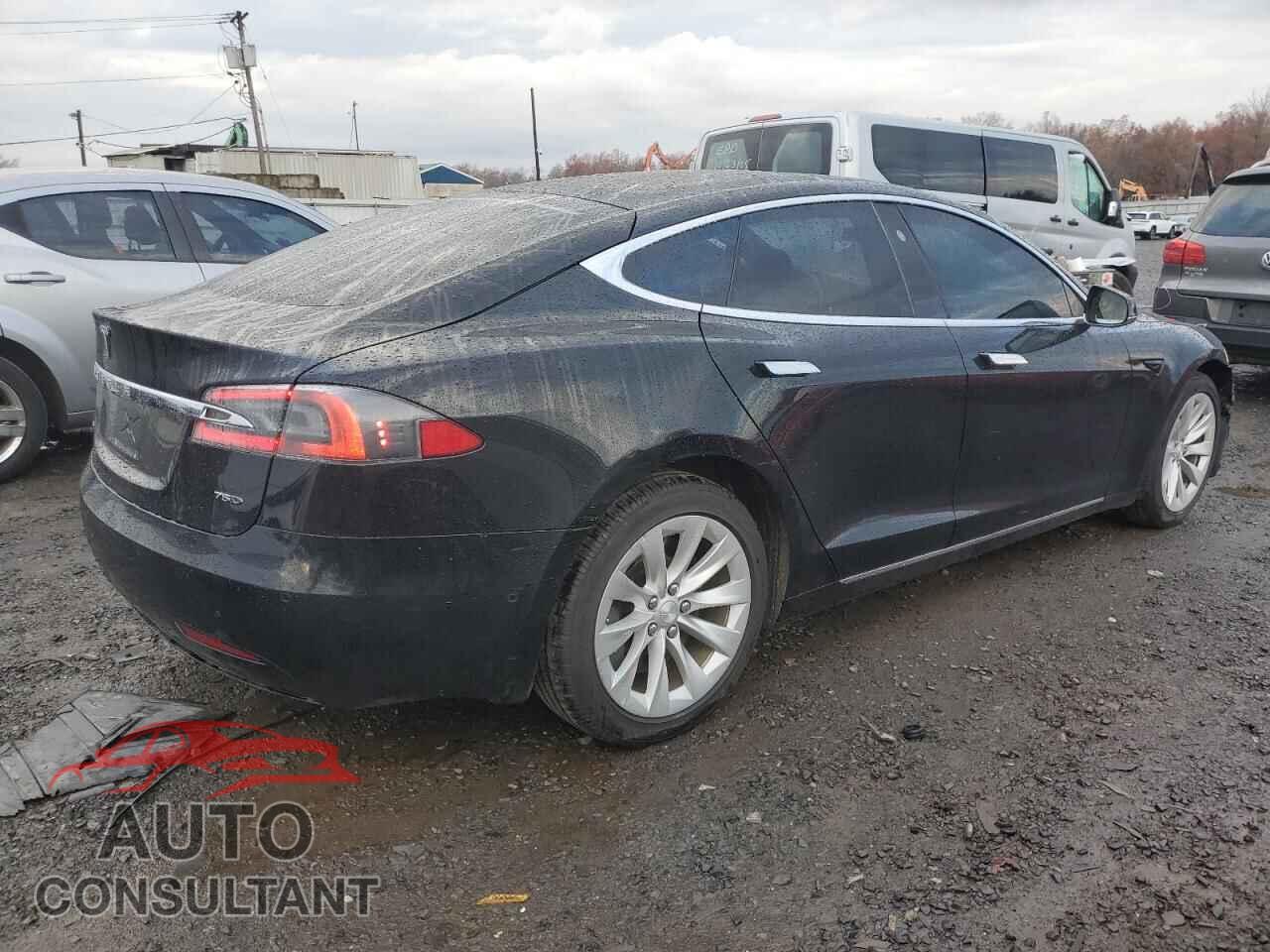 TESLA MODEL S 2018 - 5YJSA1E28JF266682