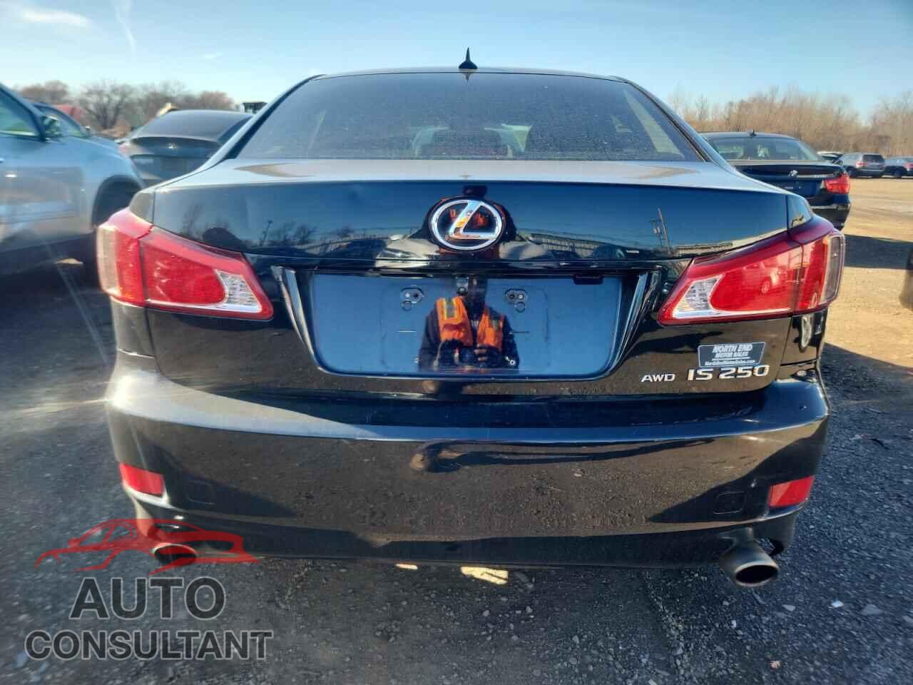 LEXUS IS 2013 - JTHCF5C27D5062573
