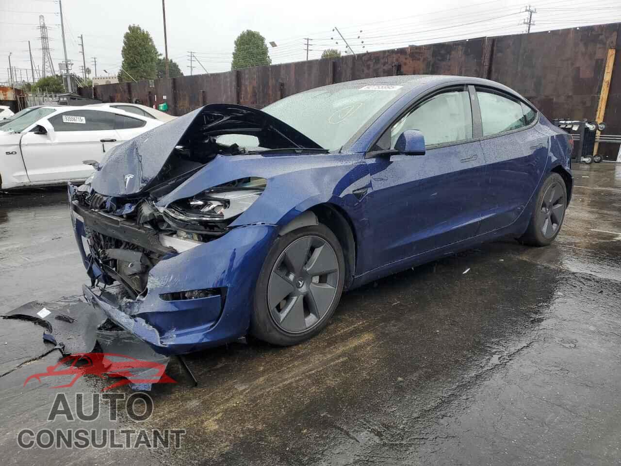 TESLA MODEL 3 2023 - 5YJ3E1EA3PF713931